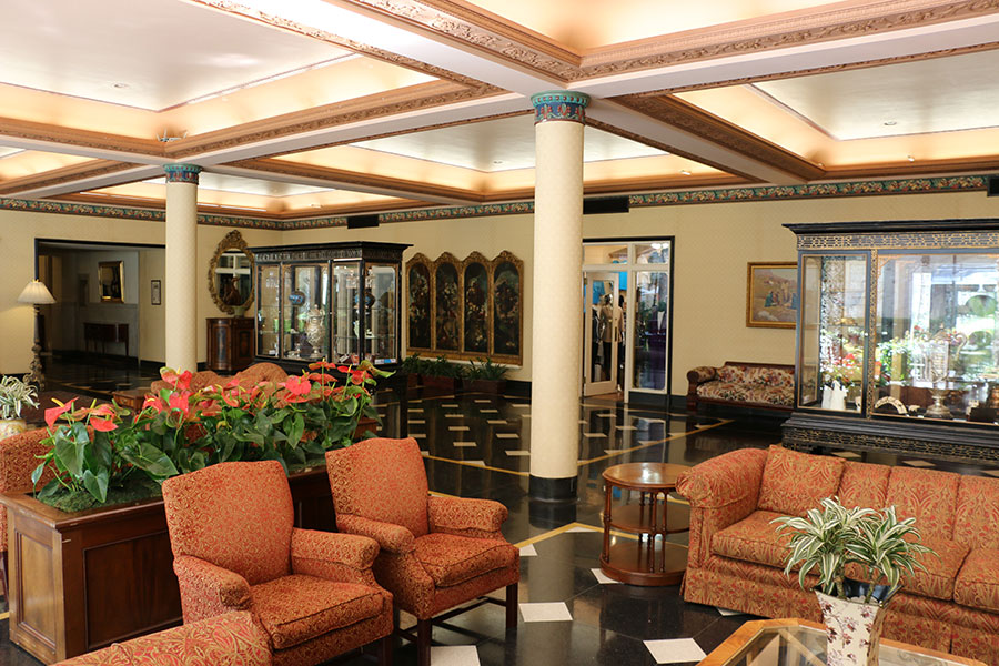 Menger Hotel Lobby